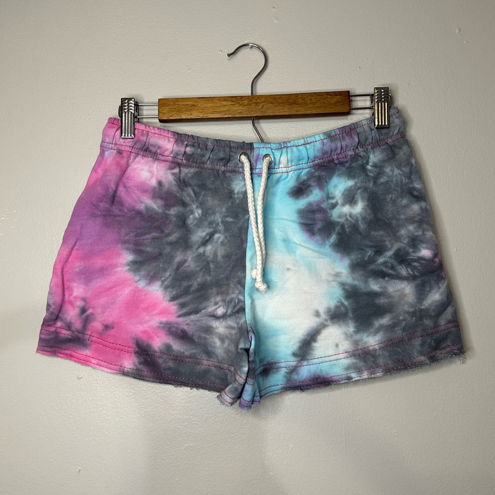 tie dye shorts!